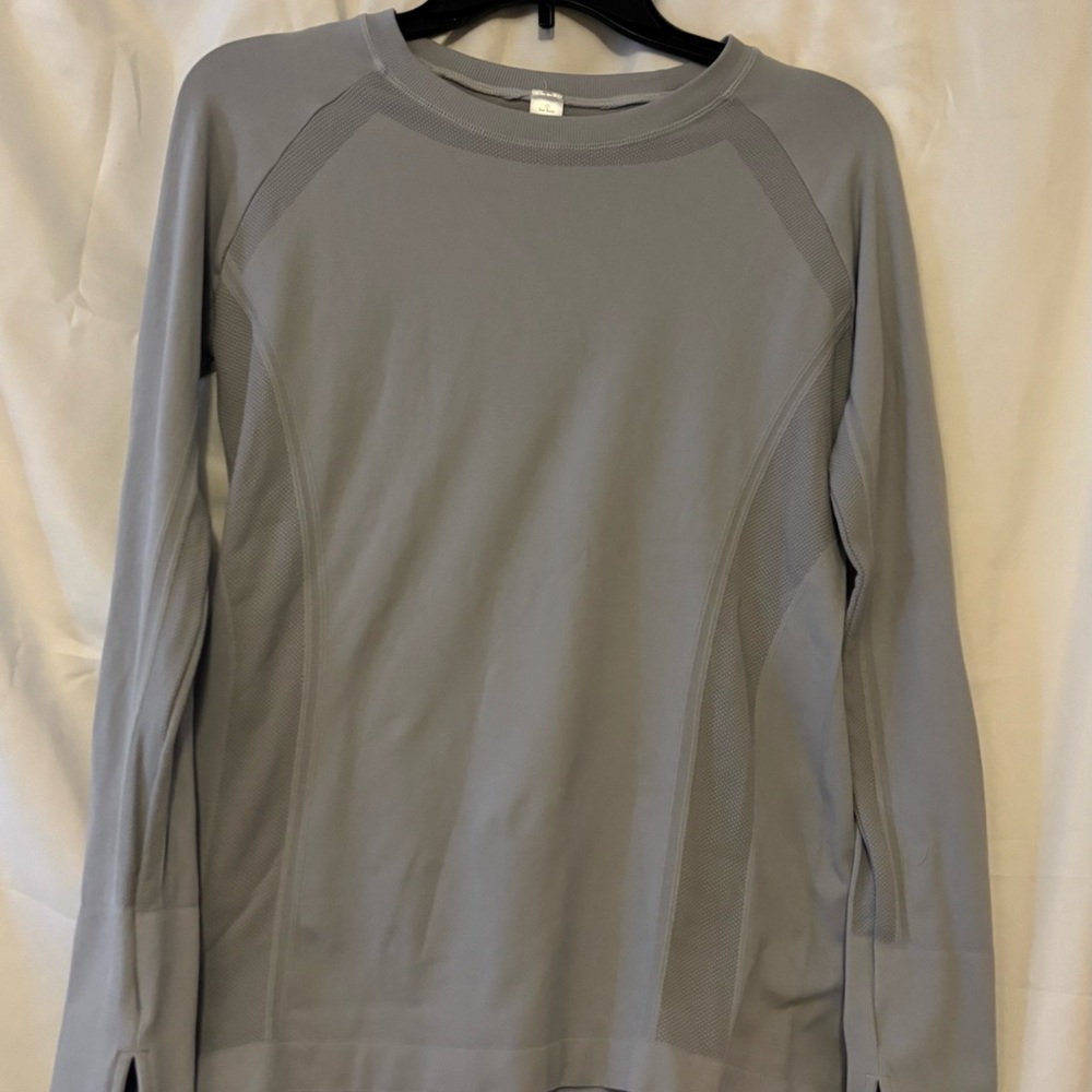 Gray Long Sleeve Workout Tee